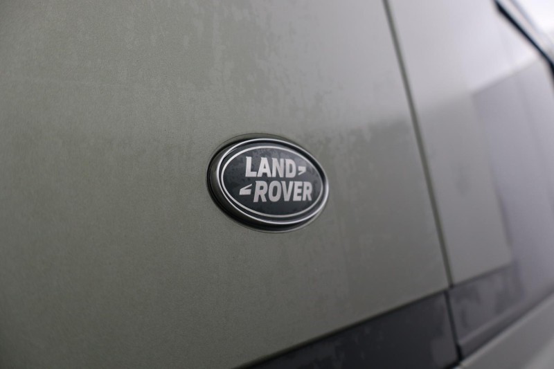 Used Land Rover Defender 2022 for sale - 77864726: Photo 33