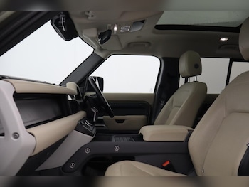 Used Land Rover Defender 2022 for sale - 77864726: Photo