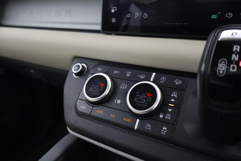 Used Land Rover Defender 2022 for sale - 77864726: Photo 64