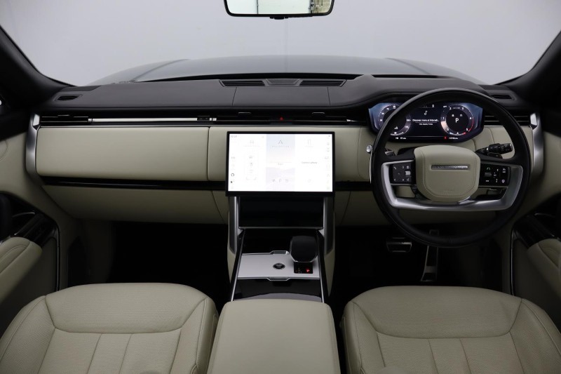 Used Land Rover Range Rover 2025 for sale - 77210359: Photo 9