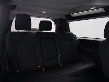 Used Land Rover Defender 2025 for sale - 79606897: Photo
