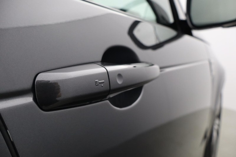 Used Land Rover Discovery 2023 for sale - 77918129: Photo 32