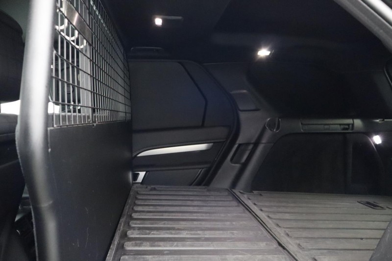 Used Land Rover Discovery 2023 for sale - 77918129: Photo 4