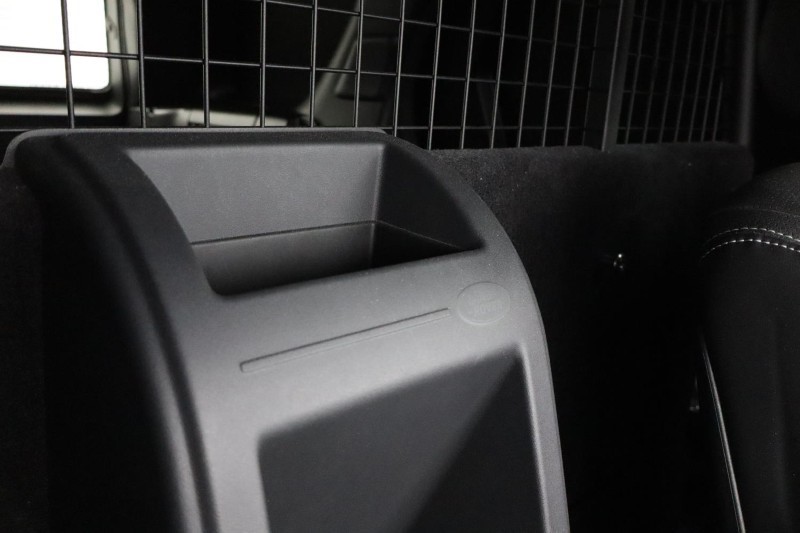 Used Land Rover Discovery 2023 for sale - 77918129: Photo 54