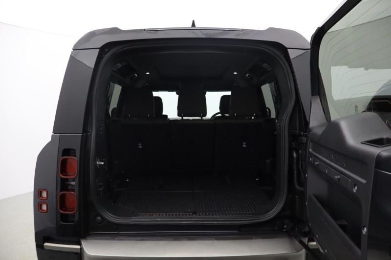 Used Land Rover Defender 2023 for sale - 77077062: Photo 10