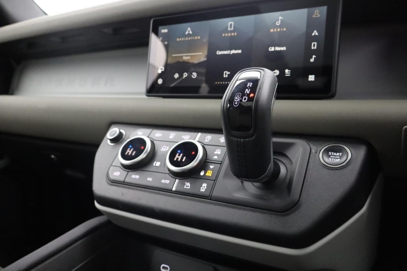 Used Land Rover Defender 2023 for sale - 77077062: Photo 13