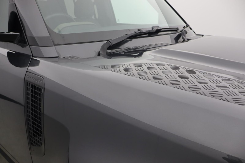 Used Land Rover Defender 2023 for sale - 77077062: Photo 19