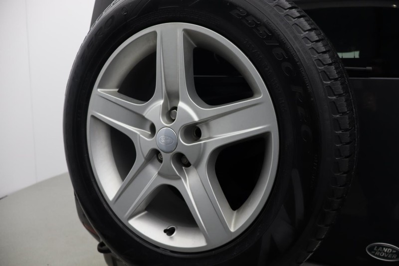 Used Land Rover Defender 2023 for sale - 77077062: Photo 28