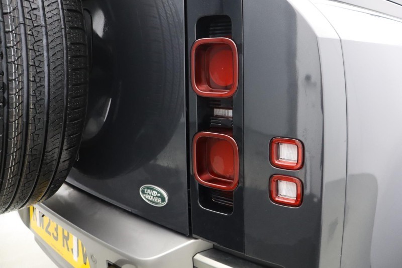 Used Land Rover Defender 2023 for sale - 77077062: Photo 29