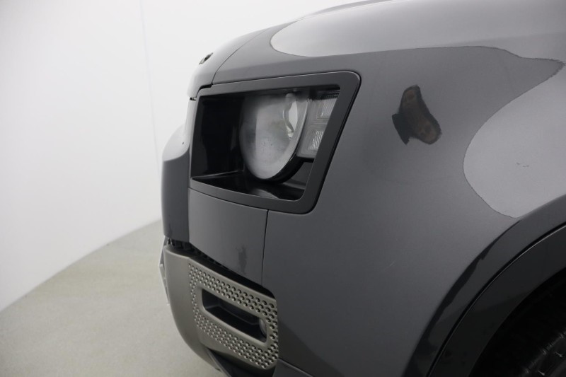 Used Land Rover Defender 2023 for sale - 77077062: Photo 33