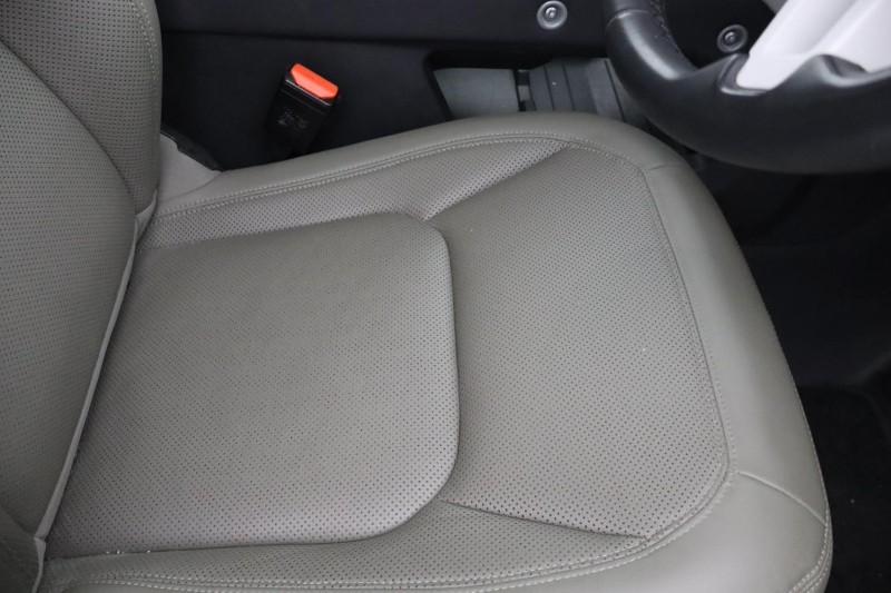 Used Land Rover Defender 2023 for sale - 77077062: Photo 40