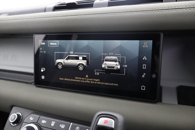 Used Land Rover Defender 2023 for sale - 77077062: Photo 48