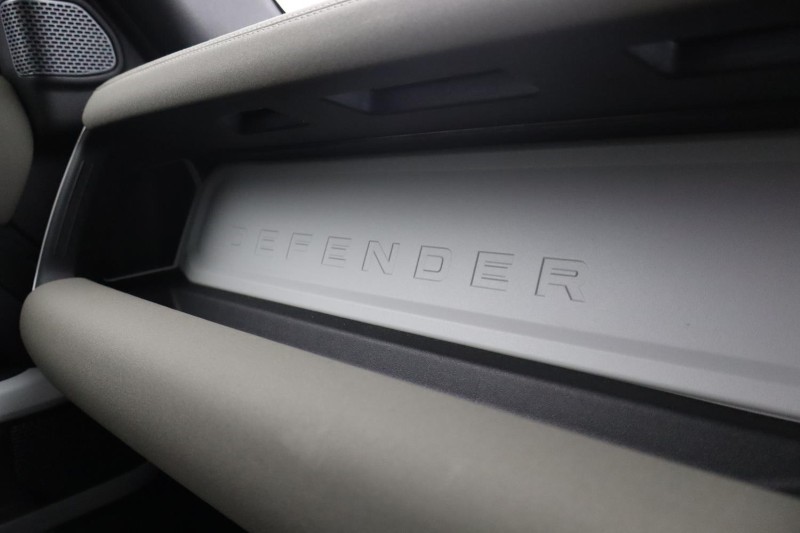 Used Land Rover Defender 2023 for sale - 77077062: Photo 50