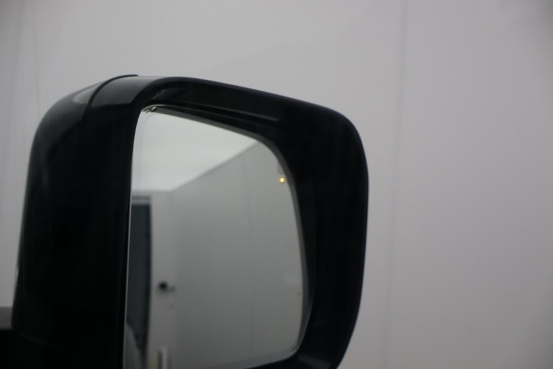 Used Land Rover Defender 2023 for sale - 77077062: Photo 58