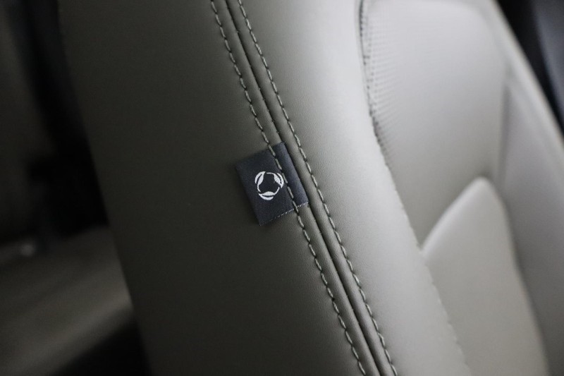 Used Land Rover Defender 2023 for sale - 77077062: Photo 59