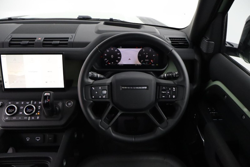 Used Land Rover Defender 2023 for sale - 78028144: Photo 15