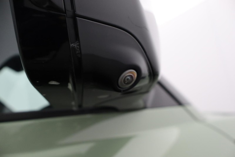 Used Land Rover Defender 2023 for sale - 78028144: Photo 38