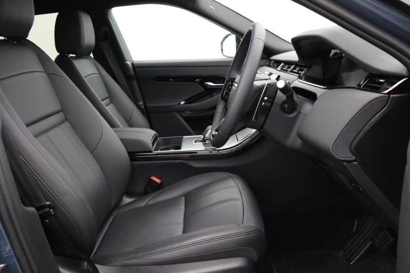 Used Land Rover Range Rover Evoque 2025 for sale - 76982133: Photo 31