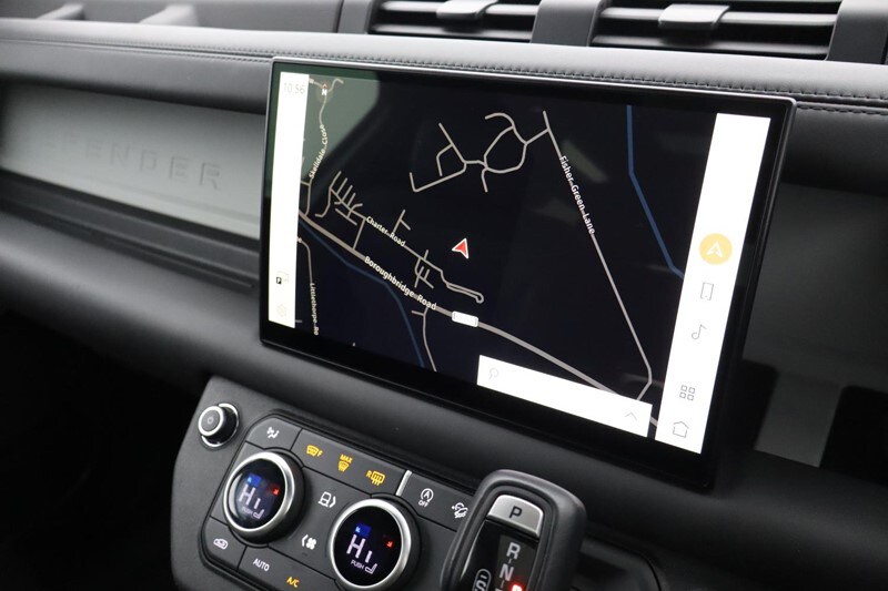 Used Land Rover Defender 2024 for sale - 77461935: Photo 11