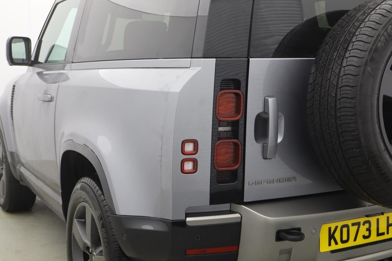 Used Land Rover Defender 2024 for sale - 77461935: Photo 19