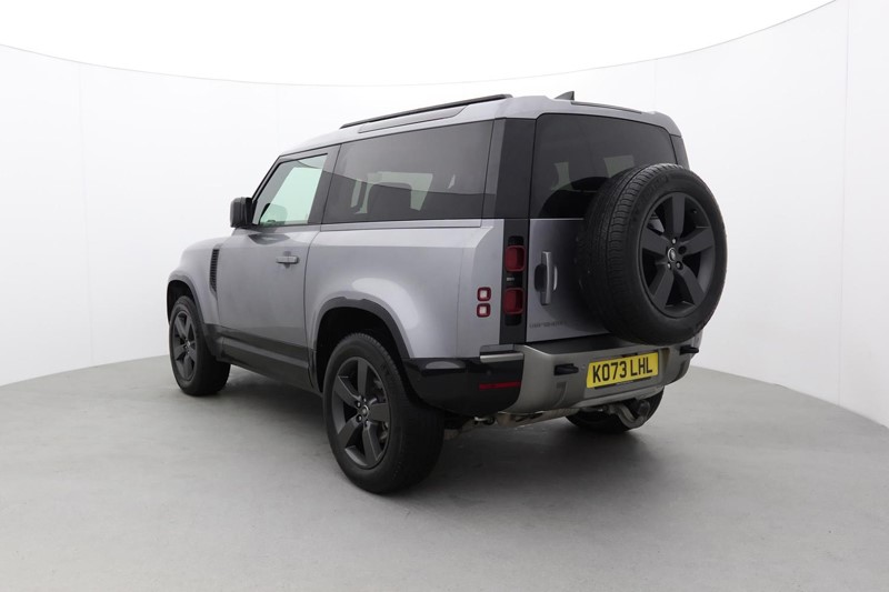 Used Land Rover Defender 2024 for sale - 77461935: Photo 2