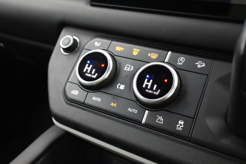 Used Land Rover Defender 2024 for sale - 77461935: Photo 36