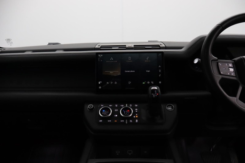 Used Land Rover Defender 2024 for sale - 77778678: Photo 14