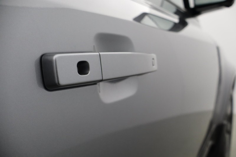 Used Land Rover Defender 2024 for sale - 77778678: Photo 31