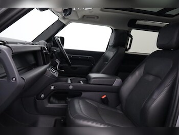 Used Land Rover Defender 2024 for sale - 77778678: Photo