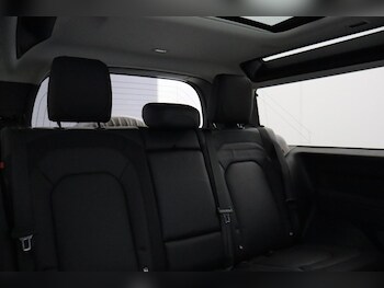 Used Land Rover Defender 2024 for sale - 77778678: Photo