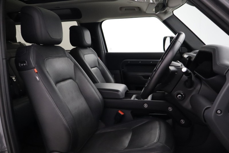 Used Land Rover Defender 2024 for sale - 77778678: Photo 9