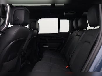 Used Land Rover Defender 2026 for sale - 79140590: Photo