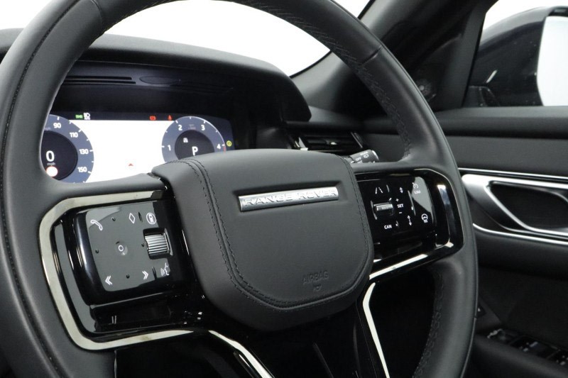 Used Land Rover Range Rover Velar 2025 for sale - 76981405: Photo 40