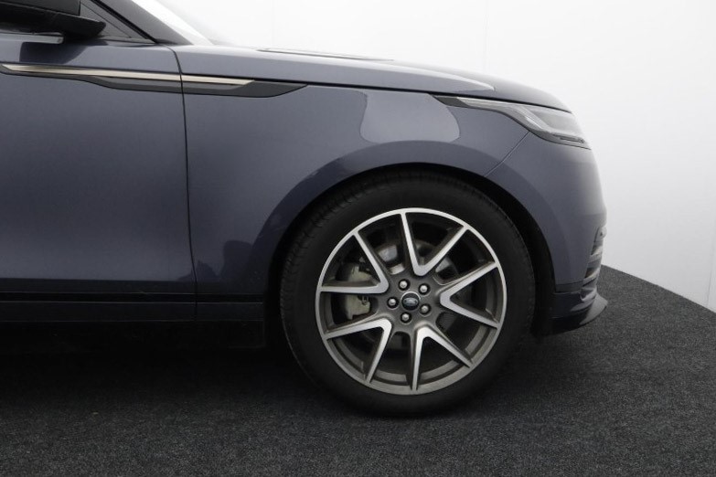 Used Land Rover Range Rover Velar 2025 for sale - 76981405: Photo 8