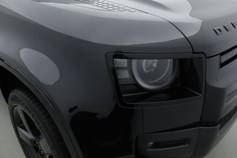 Used Land Rover Defender 2024 for sale - 78025619: Photo 17