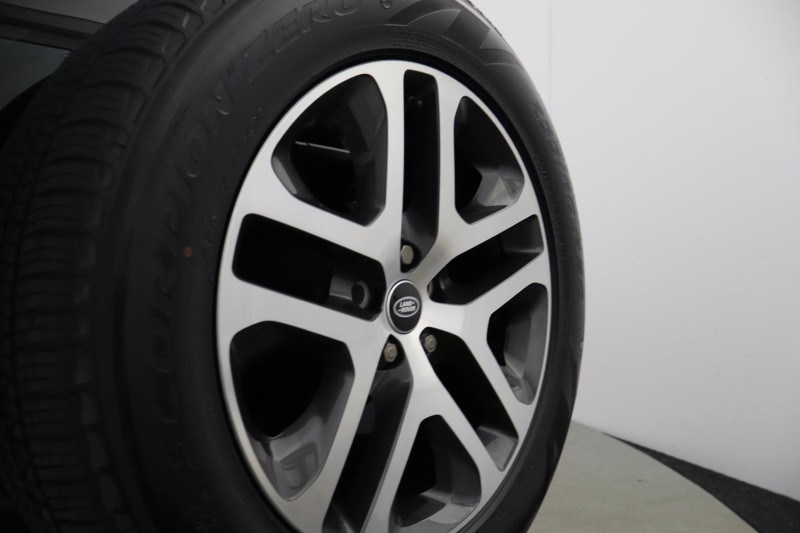 Used Land Rover Defender 2024 for sale - 78025619: Photo 25