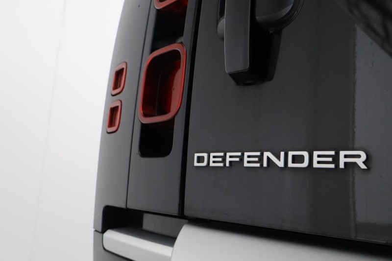 Used Land Rover Defender 2024 for sale - 78025619: Photo 27