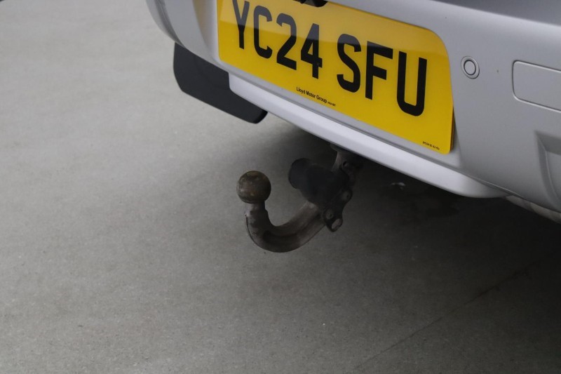 Used Land Rover Defender 2024 for sale - 78025619: Photo 32