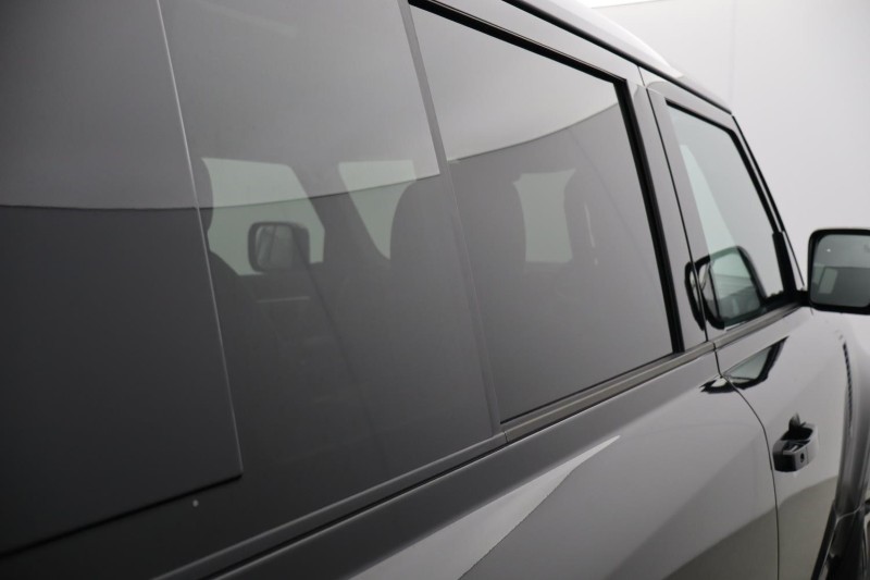 Used Land Rover Defender 2024 for sale - 78025619: Photo 35