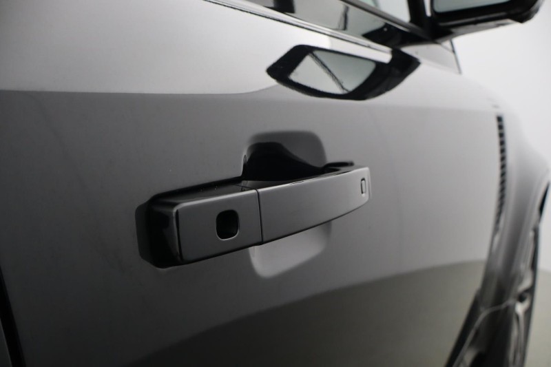 Used Land Rover Defender 2024 for sale - 78025619: Photo 36