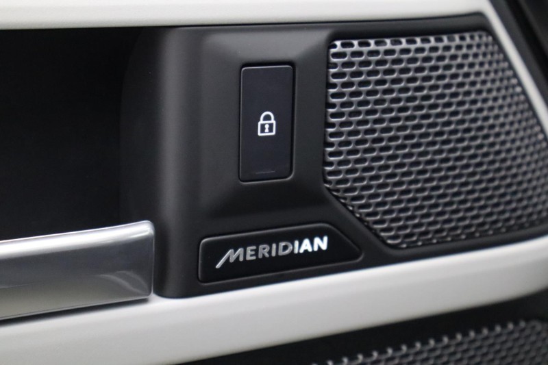 Used Land Rover Defender 2024 for sale - 78025619: Photo 43