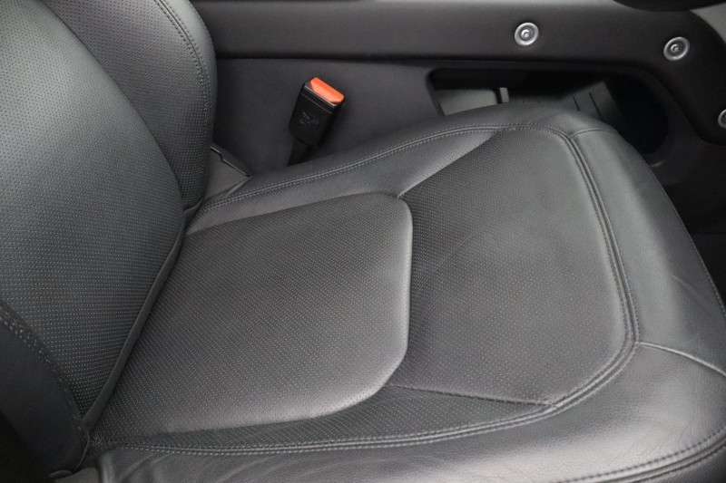 Used Land Rover Defender 2024 for sale - 78025619: Photo 48