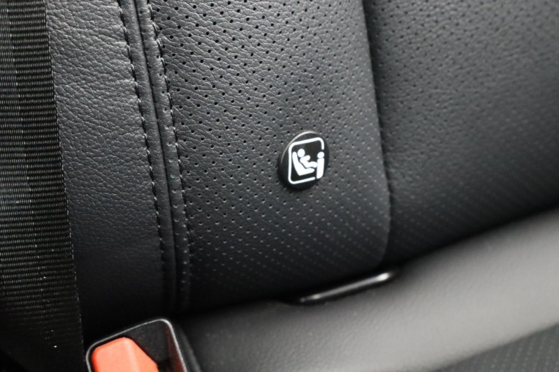 Used Land Rover Defender 2024 for sale - 78025619: Photo 50