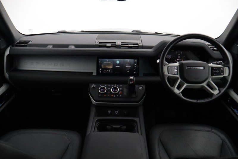 Used Land Rover Defender 2024 for sale - 78025619: Photo 9