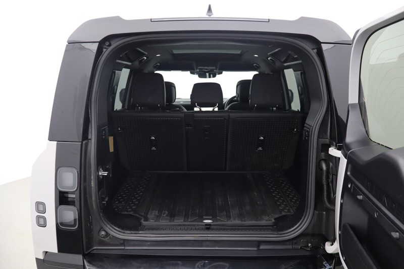 Used Land Rover Defender 2025 for sale - 77258397: Photo 10