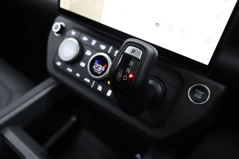 Used Land Rover Defender 2025 for sale - 77258397: Photo 13