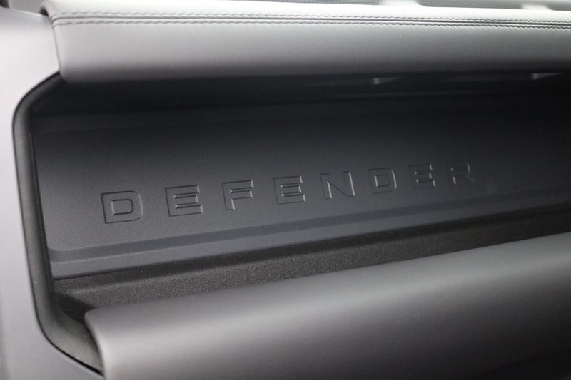 Used Land Rover Defender 2025 for sale - 77258397: Photo 25