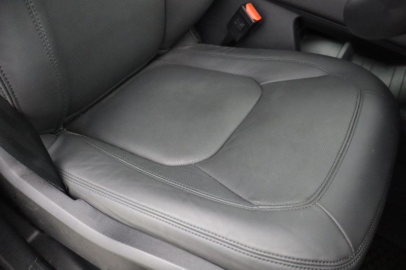 Used Land Rover Defender 2025 for sale - 77258397: Photo 29