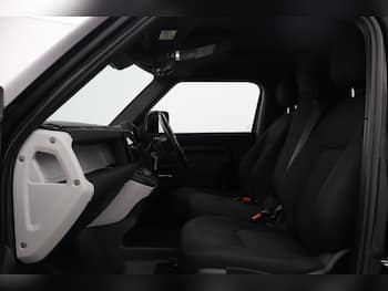 Used Land Rover Defender 2021 for sale - 79720751: Photo