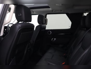 Used Land Rover Discovery 2019 for sale - 77662108: Photo